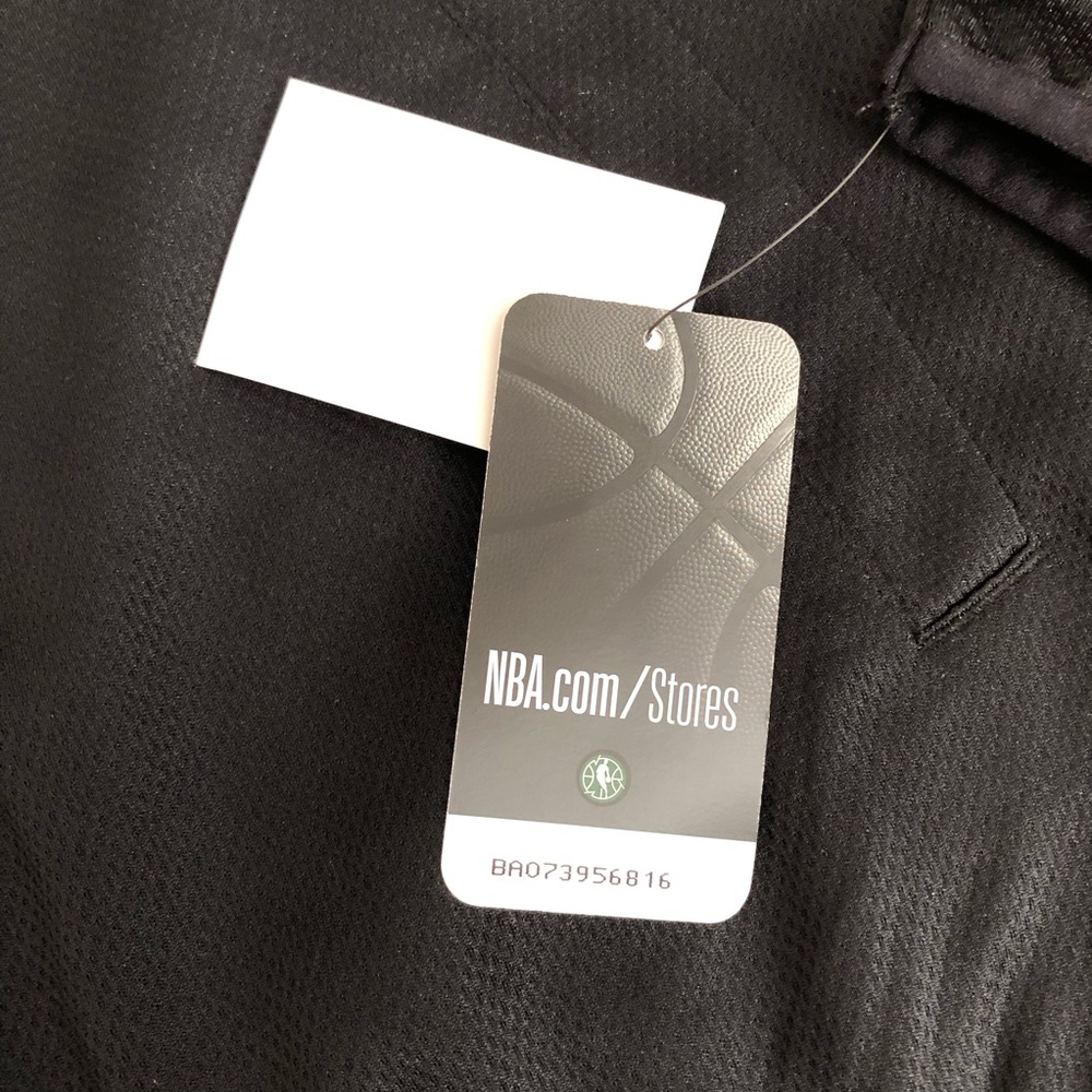 NWT Portland Trail Blazers zip up long sleeve track jacket Trailblazers medium - Picture 4 of 12